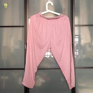 Pink Uniqlo Airism soft pants